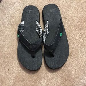 SANUK yoga mat flip flops *NEVER WORN*
